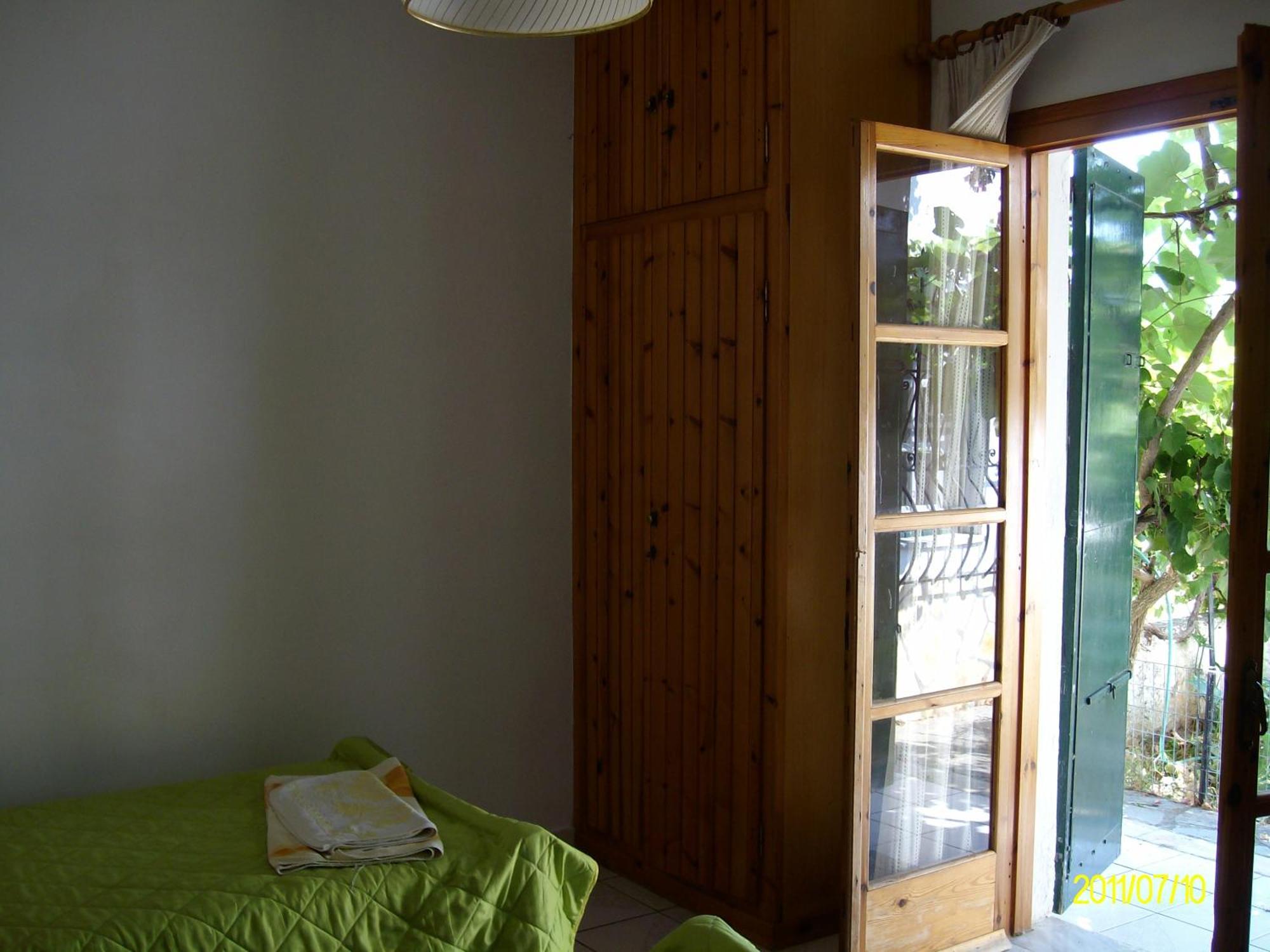 Lakis * Acharavi (Corfu)